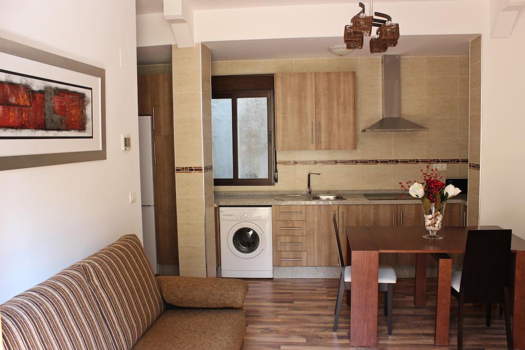 Apartamentos Casa De La Lonja กรานาดา ห้อง รูปภาพ
