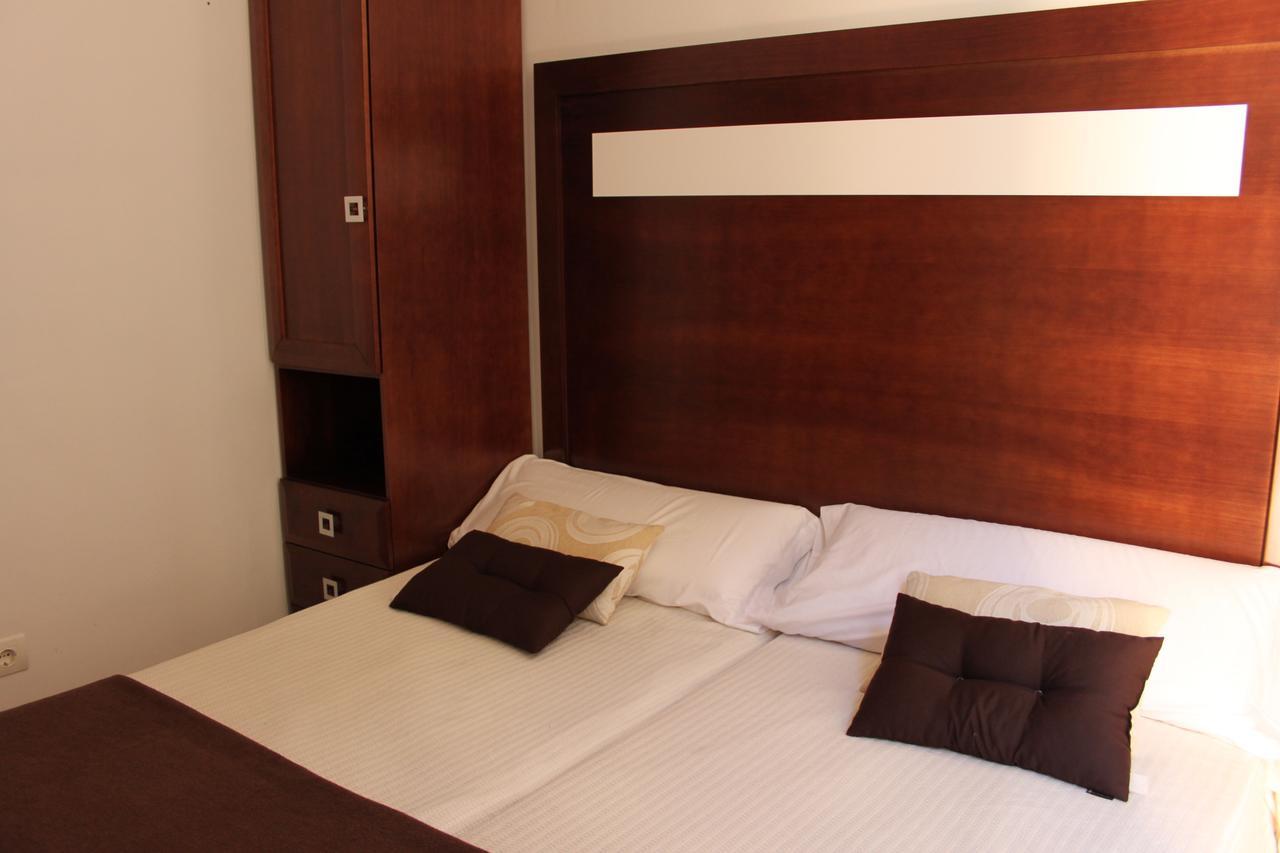 Apartamentos Casa De La Lonja กรานาดา ภายนอก รูปภาพ