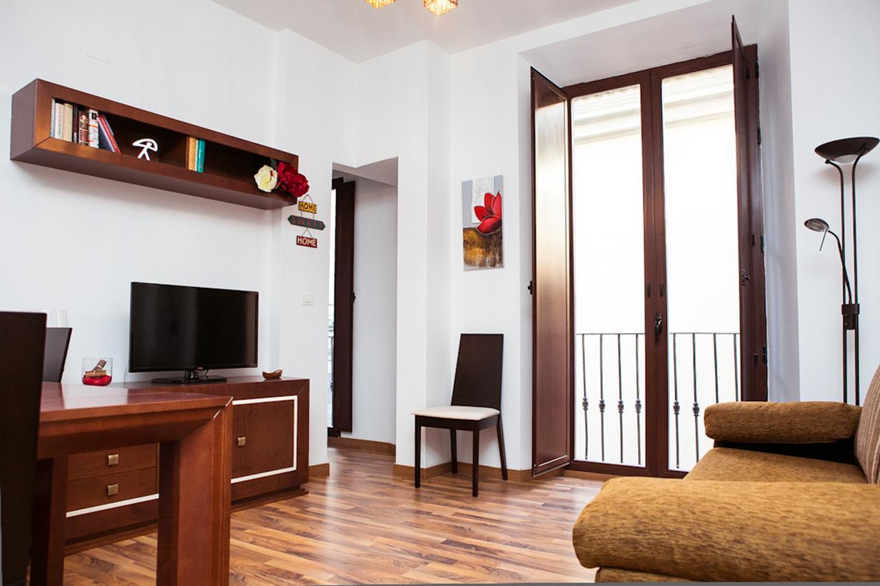 Apartamentos Casa De La Lonja กรานาดา ภายนอก รูปภาพ