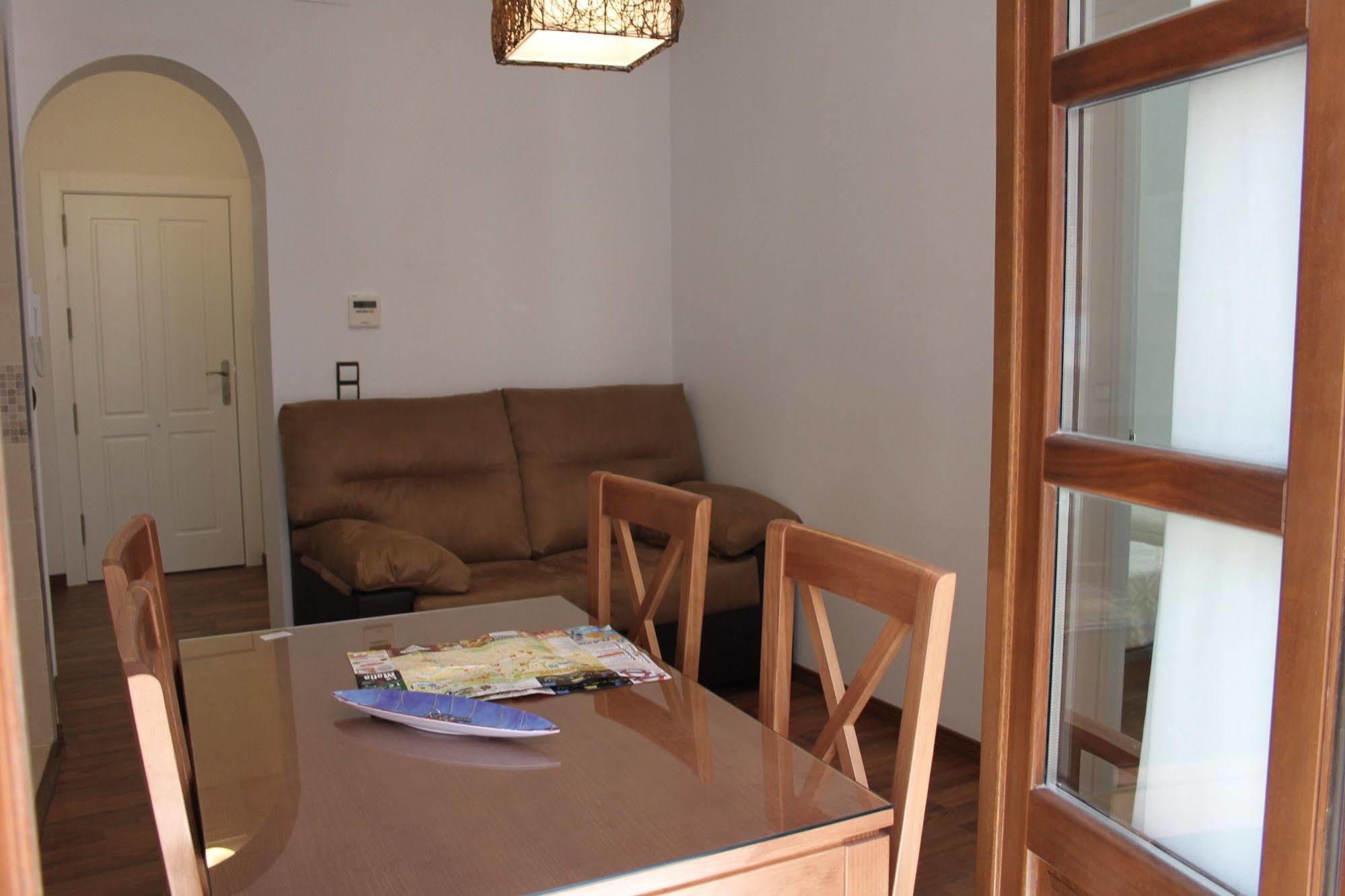 Apartamentos Casa De La Lonja กรานาดา ภายนอก รูปภาพ