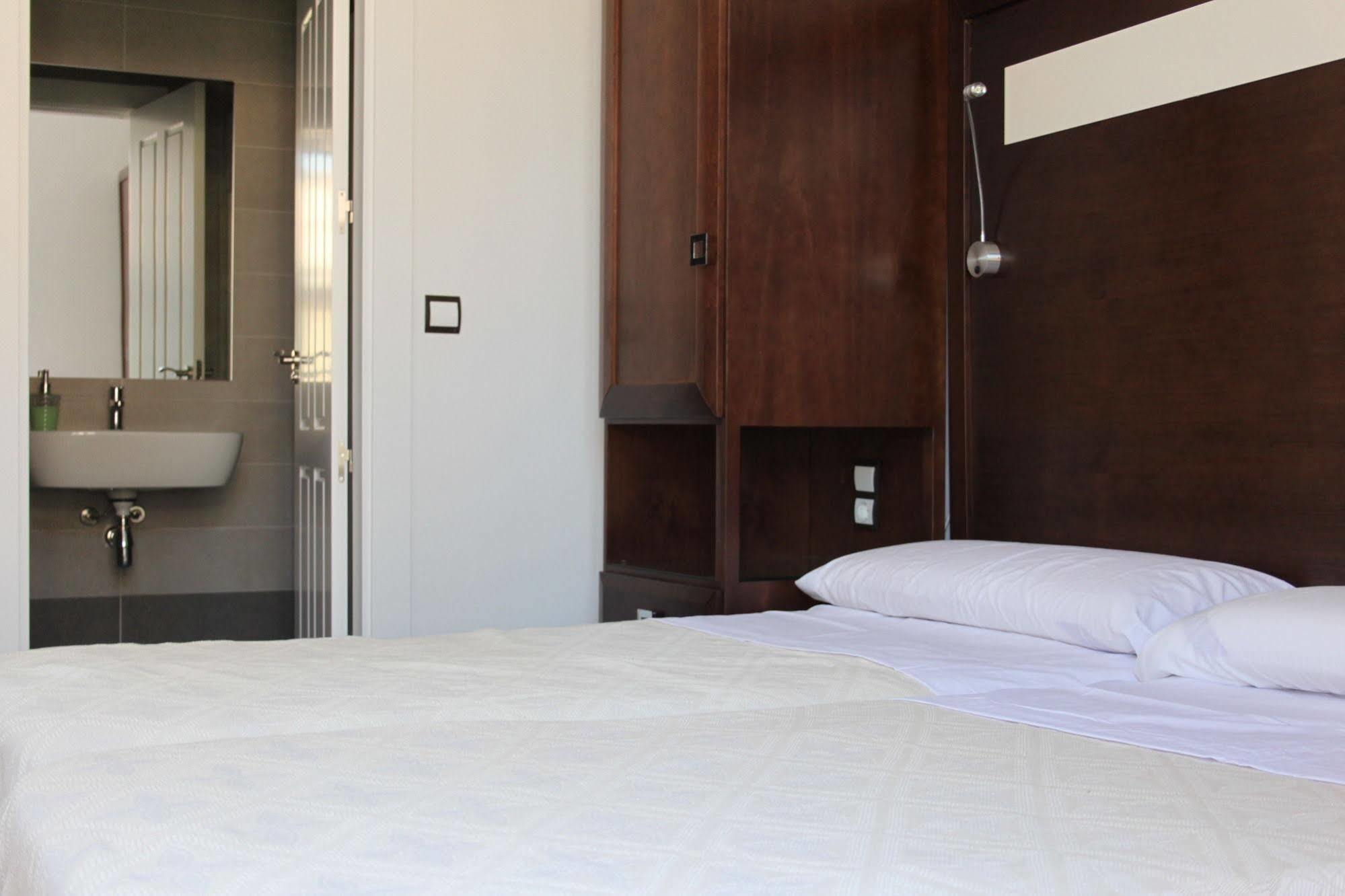 Apartamentos Casa De La Lonja กรานาดา ภายนอก รูปภาพ