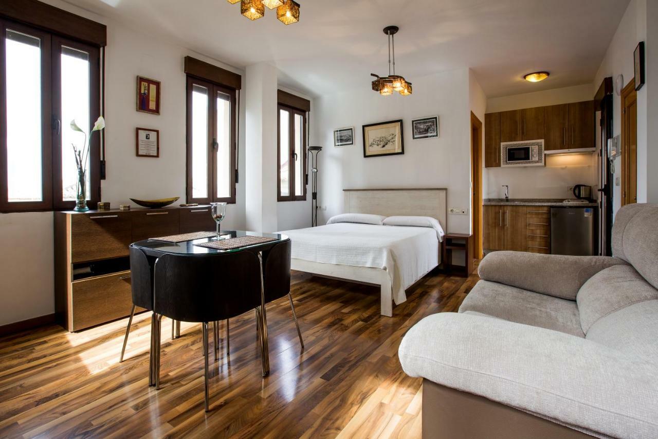 Apartamentos Casa De La Lonja กรานาดา ภายนอก รูปภาพ