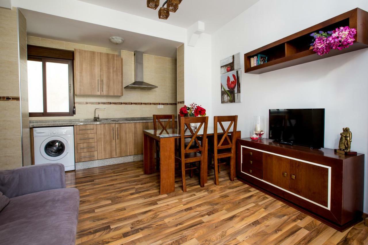 Apartamentos Casa De La Lonja กรานาดา ภายนอก รูปภาพ