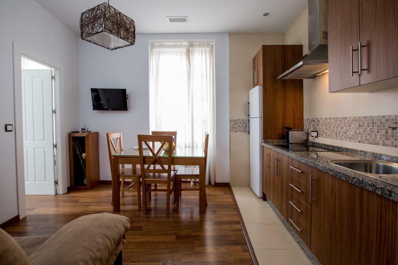 Apartamentos Casa De La Lonja กรานาดา ภายนอก รูปภาพ
