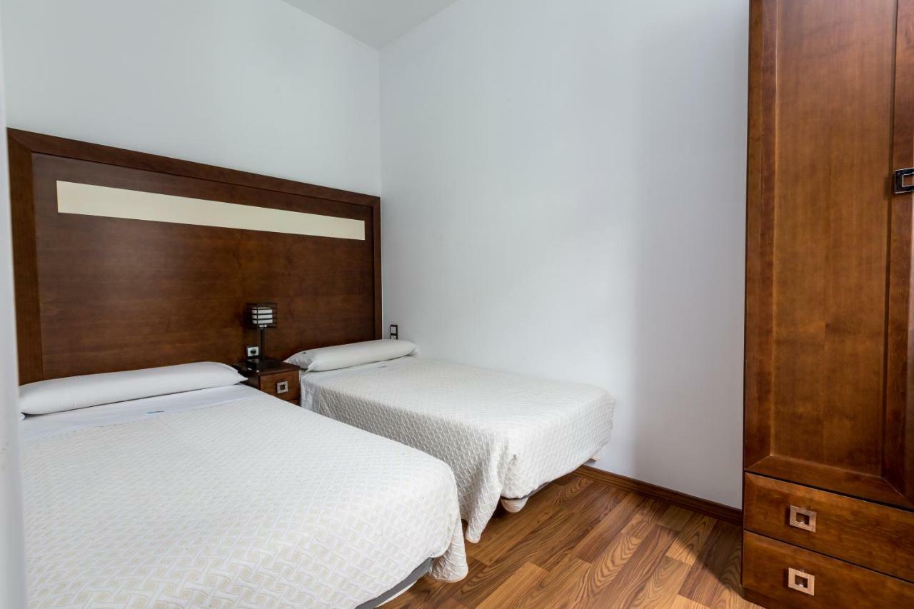 Apartamentos Casa De La Lonja กรานาดา ภายนอก รูปภาพ